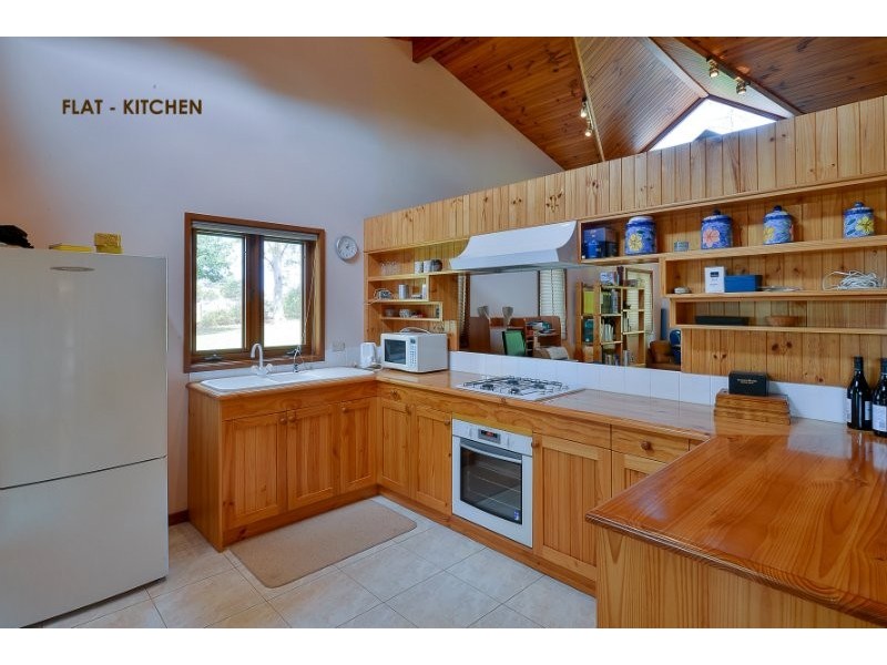 40 Victoria Park Road, The Oaks NSW 2570