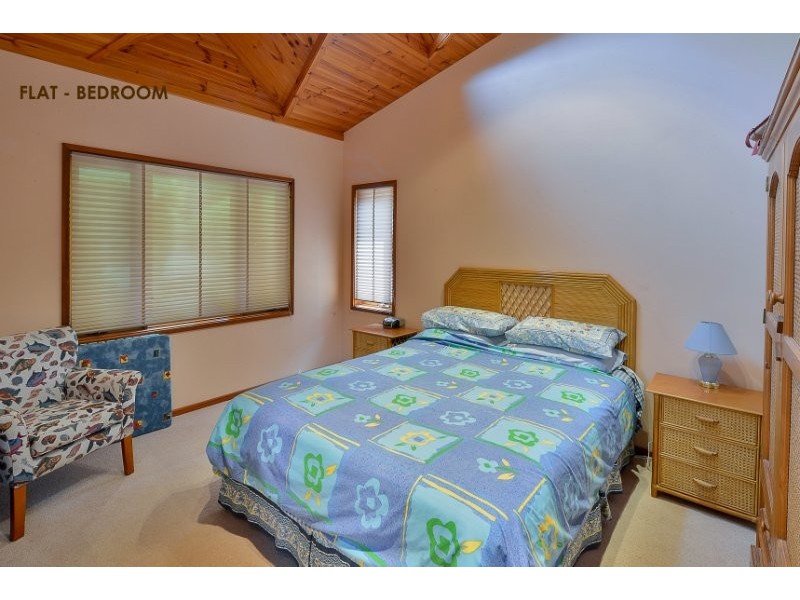 40 Victoria Park Road, The Oaks NSW 2570