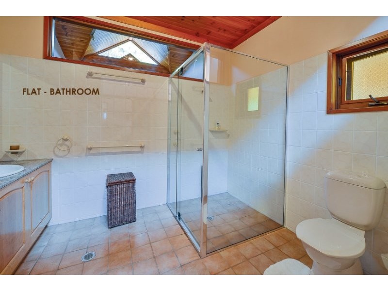 40 Victoria Park Road, The Oaks NSW 2570