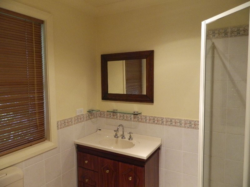 27 Luker Street, Elderslie NSW 2570