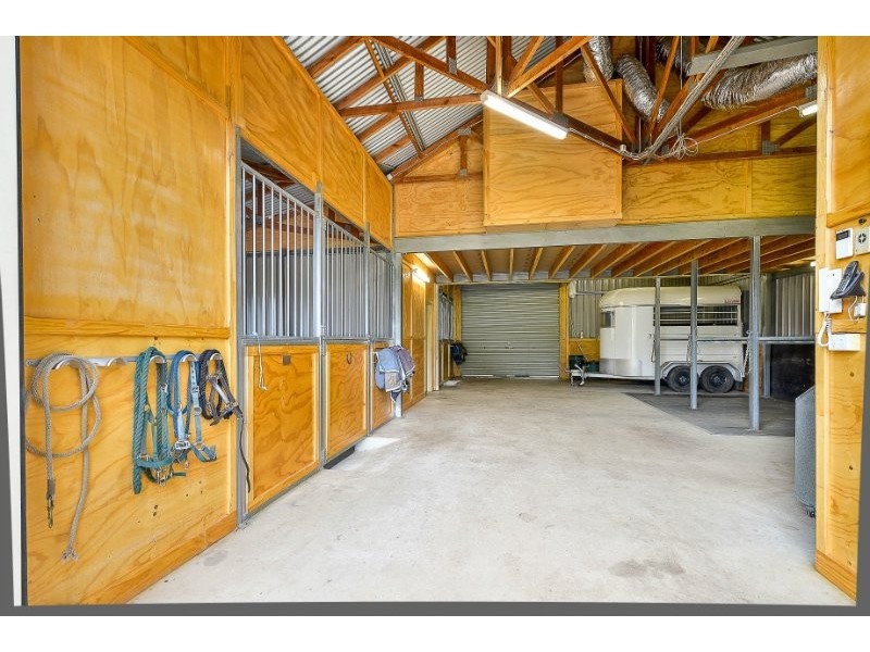 10 Rapleys Loop Road, Werombi NSW 2570