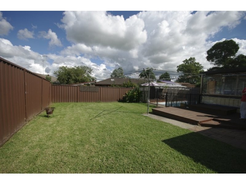 20 Crookston Drive, Camden South NSW 2570
