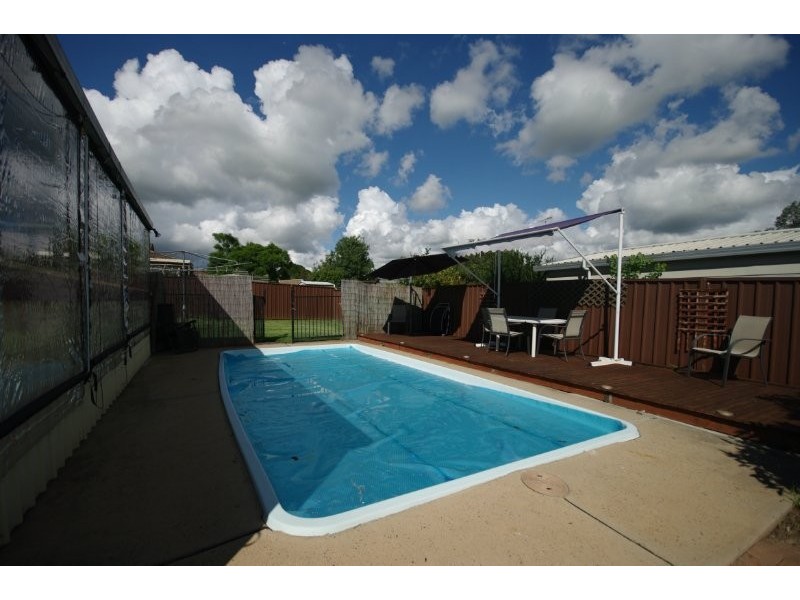 20 Crookston Drive, Camden South NSW 2570