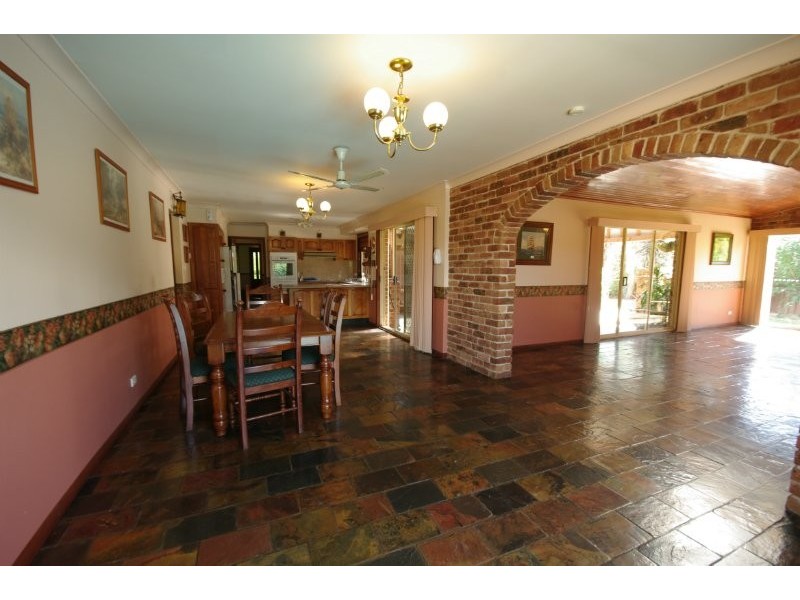 12 Devitt Crescent, The Oaks NSW 2570