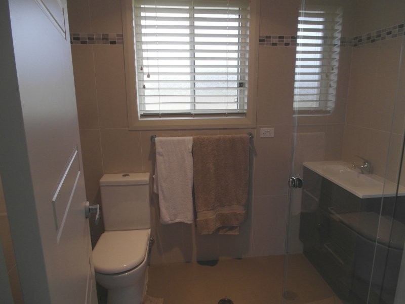 The Oaks NSW 2570