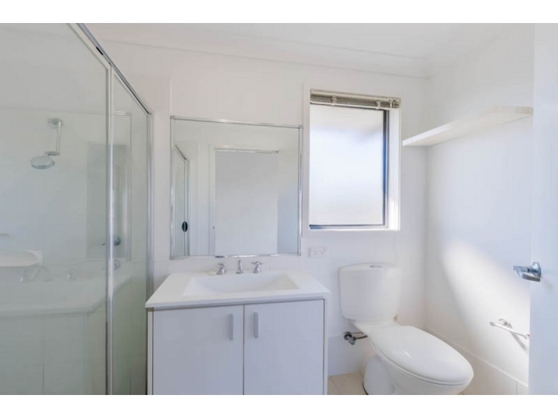 120 Minorca Circuit, Spring Farm NSW 2570