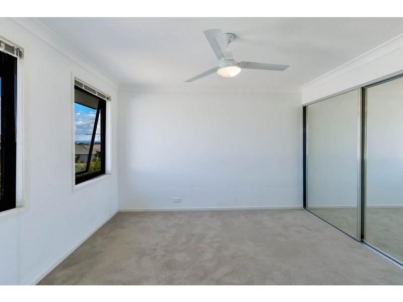 120 Minorca Circuit, Spring Farm NSW 2570