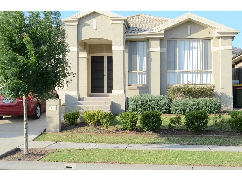 13 Marshall Avenue, Spring Farm NSW 2570