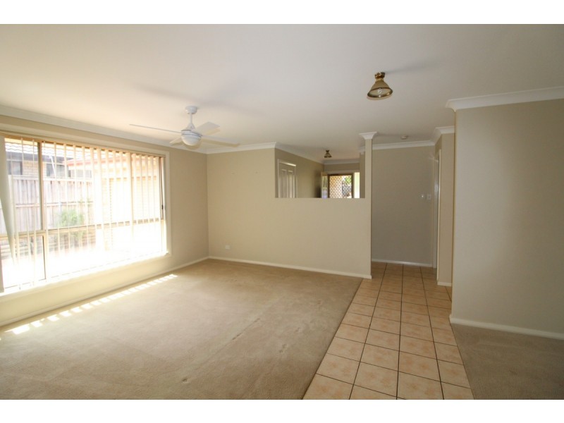 17 Montgomery Circuit, Narellan Vale NSW 2567