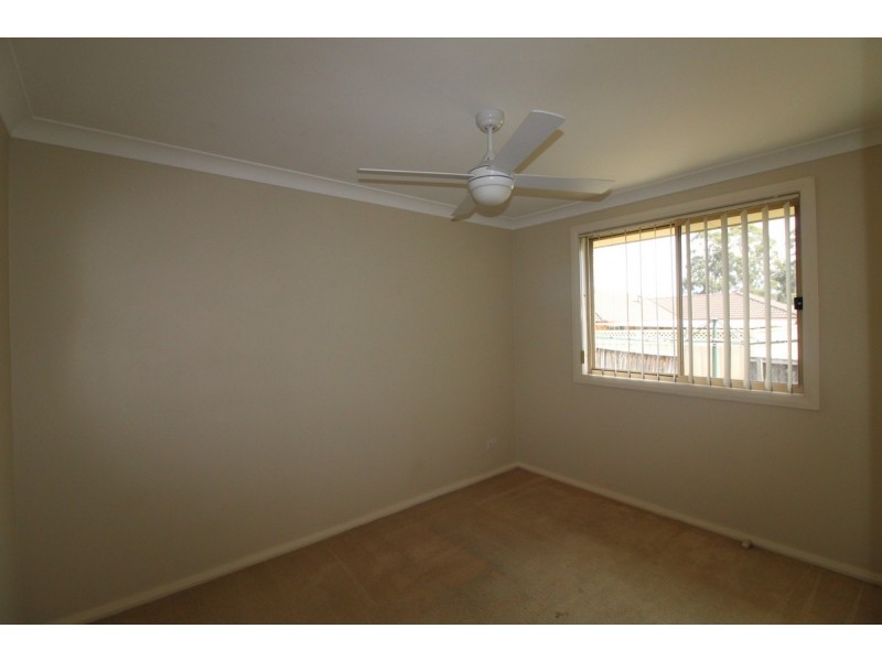 17 Montgomery Circuit, Narellan Vale NSW 2567