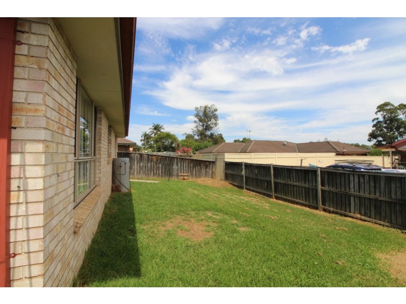 17 Montgomery Circuit, Narellan Vale NSW 2567
