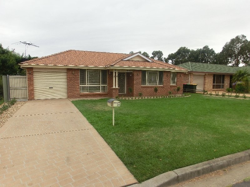 24 Paddy Miller Avenue, Currans Hill NSW 2567