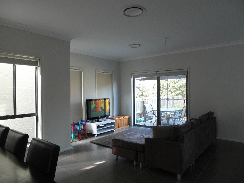 18 Gilchrist Drive, Campbelltown NSW 2560