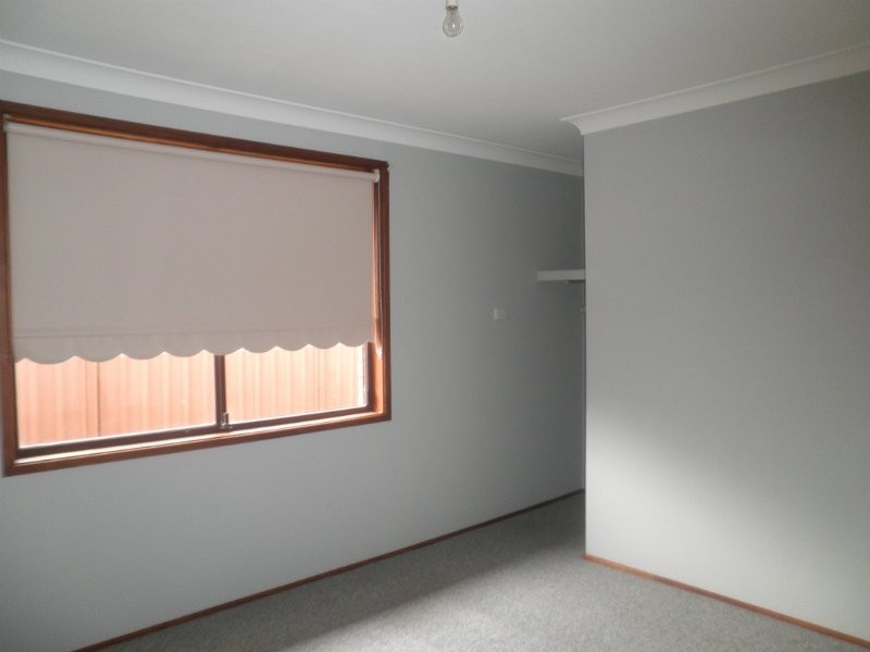 4 Zircon Place, Eagle Vale NSW 2558