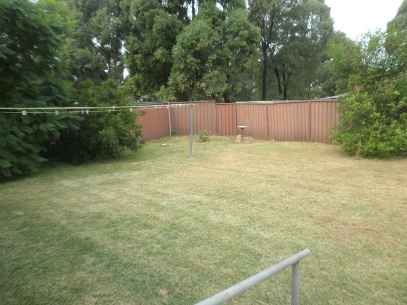4 Zircon Place, Eagle Vale NSW 2558