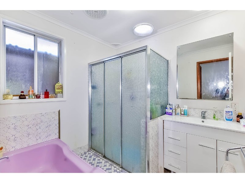 5 Haddon Place, Picton NSW 2571