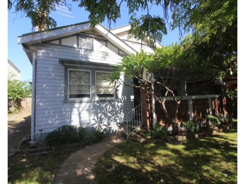 37 Elizabeth Street, Camden NSW 2570