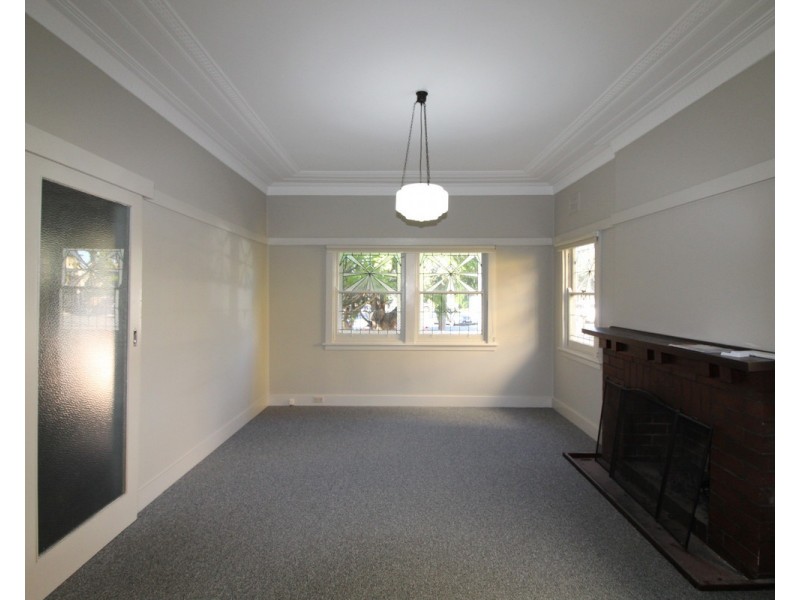 37 Elizabeth Street, Camden NSW 2570