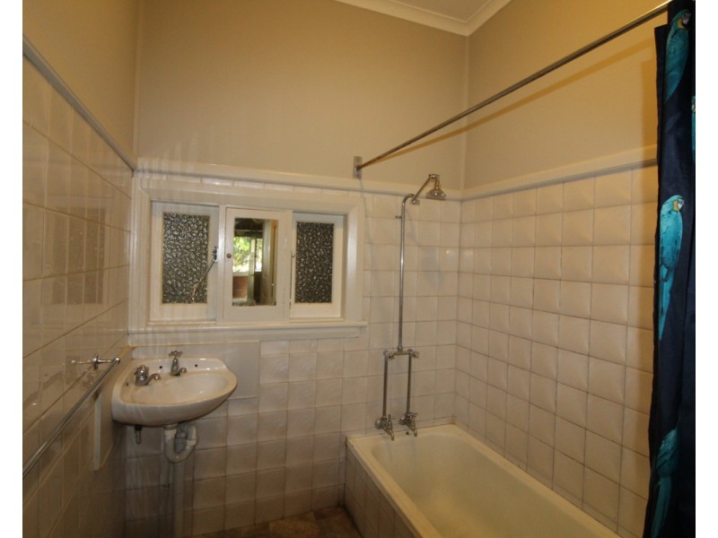 37 Elizabeth Street, Camden NSW 2570