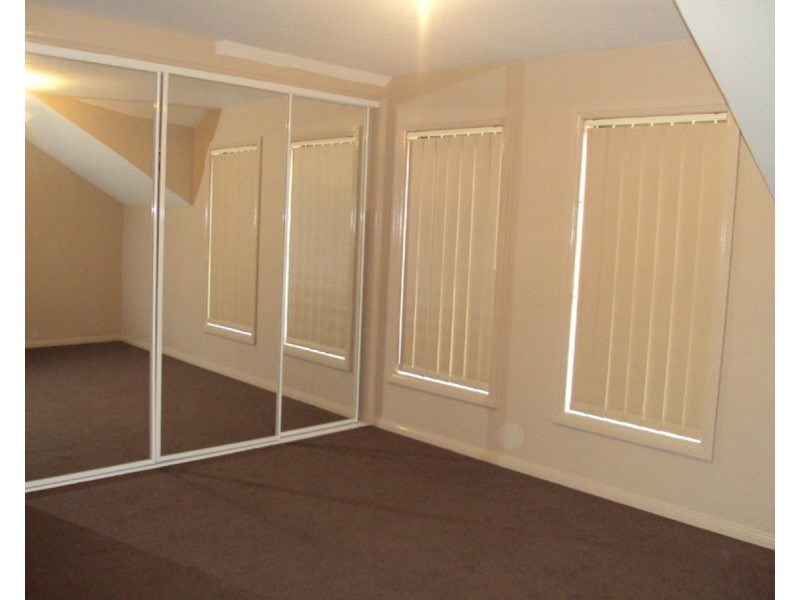 4/13 View Street, Camden NSW 2570