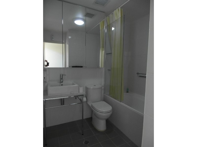 2b/541 Pembroke Road, Leumeah NSW 2560