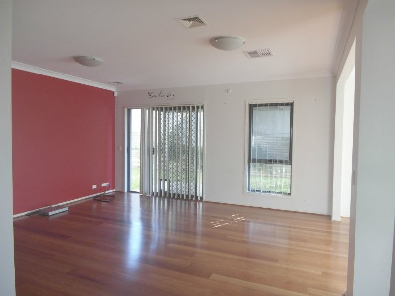 190 Richardson Road, Spring Farm NSW 2570