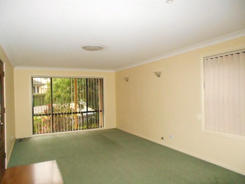 12 Reserve Circuit, Currans Hill NSW 2567