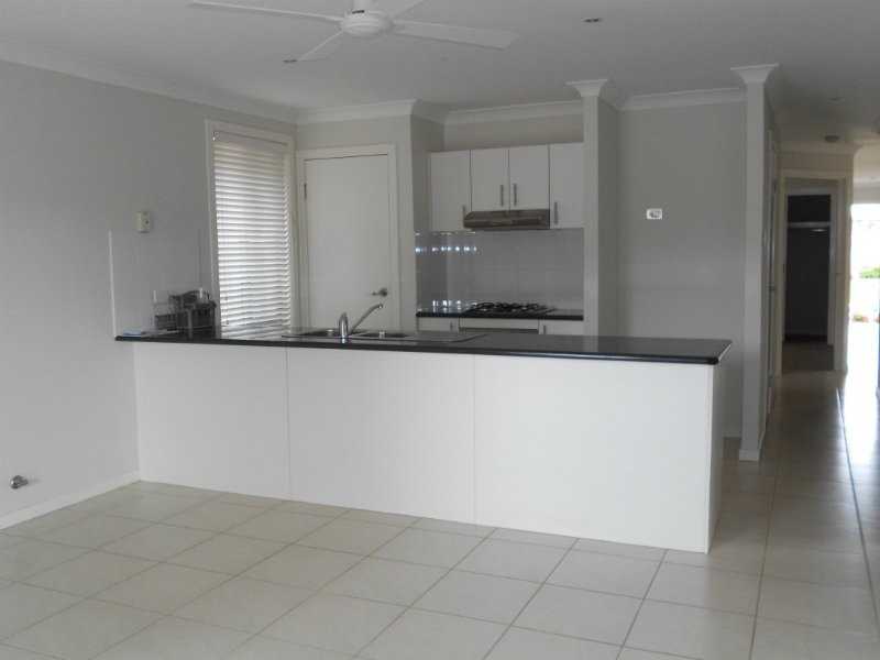 4 Dorset Street, Spring Farm NSW 2570