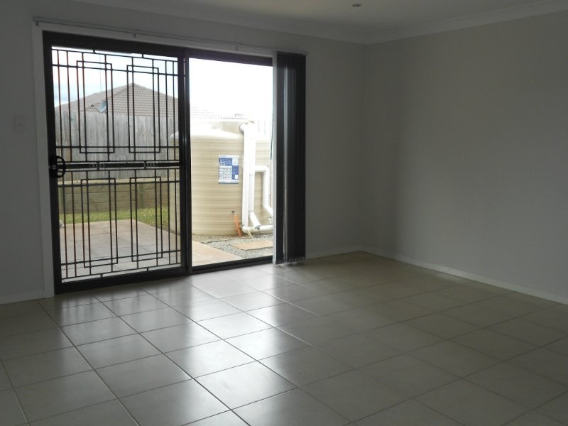 4 Dorset Street, Spring Farm NSW 2570