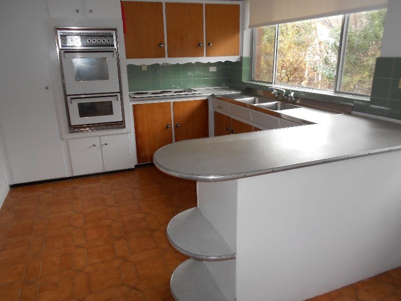 27 Elizabeth Street, Camden NSW 2570