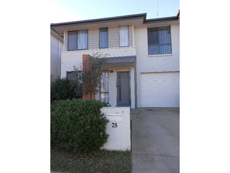 25 Minorca Circuit, Spring Farm NSW 2570