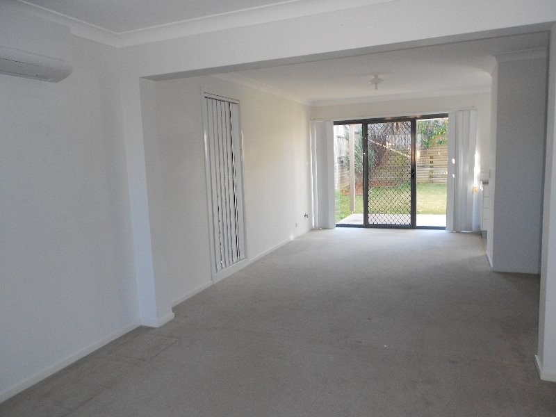 25 Minorca Circuit, Spring Farm NSW 2570