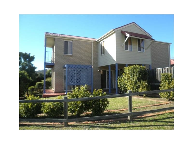 8 Brookview Street, Currans Hill NSW 2567
