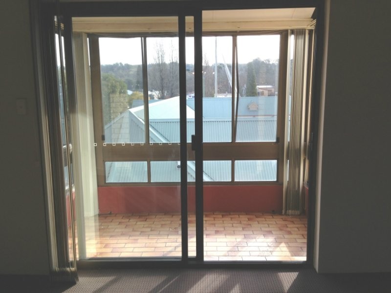 10 Bendooley Court, Merrigang Street, Bowral NSW 2576