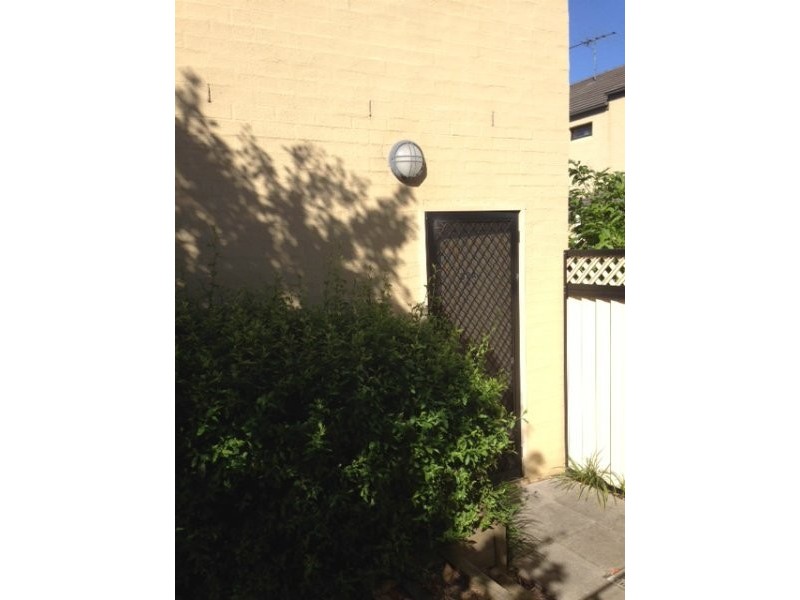 32a Parkside Crescent, Park Central, Campbelltown NSW 2560