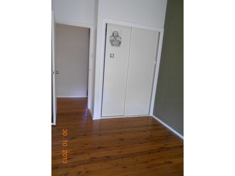 13 Bourke Place, Camden South NSW 2570