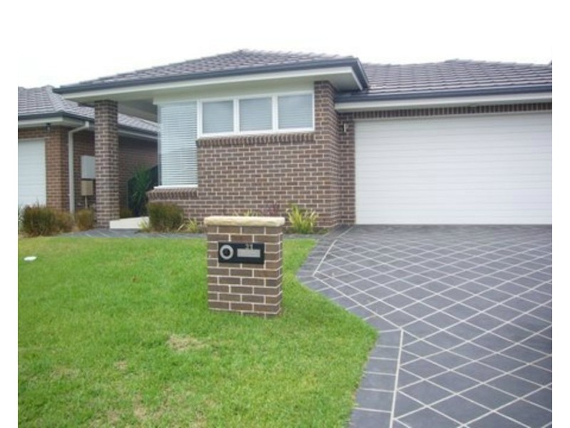 31 McKenzie Boulevarde, Gregory Hills NSW 2557