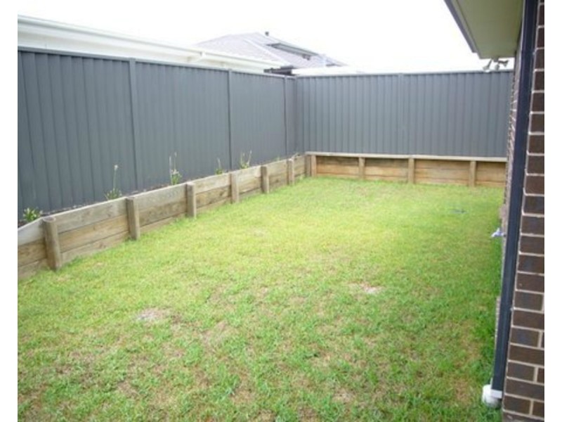 31 McKenzie Boulevarde, Gregory Hills NSW 2557