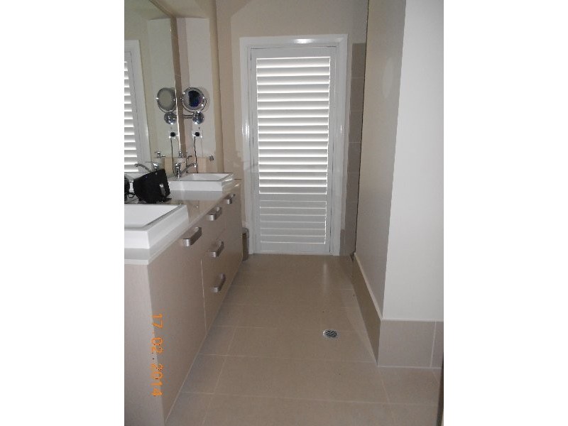 12 Agostini Circuit, Oran Park NSW 2570