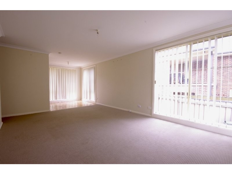 6/1a Mcintosh Street, The Oaks NSW 2570