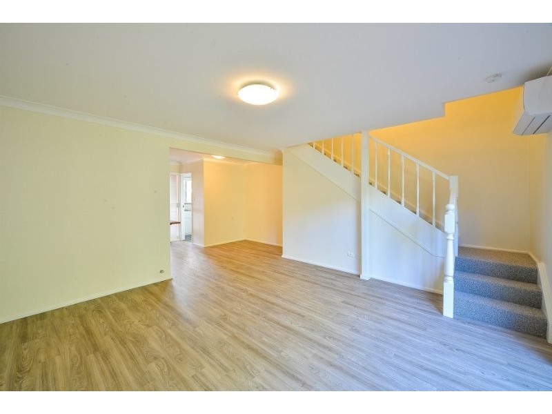 2/1-3 Broughton Street, Camden NSW 2570