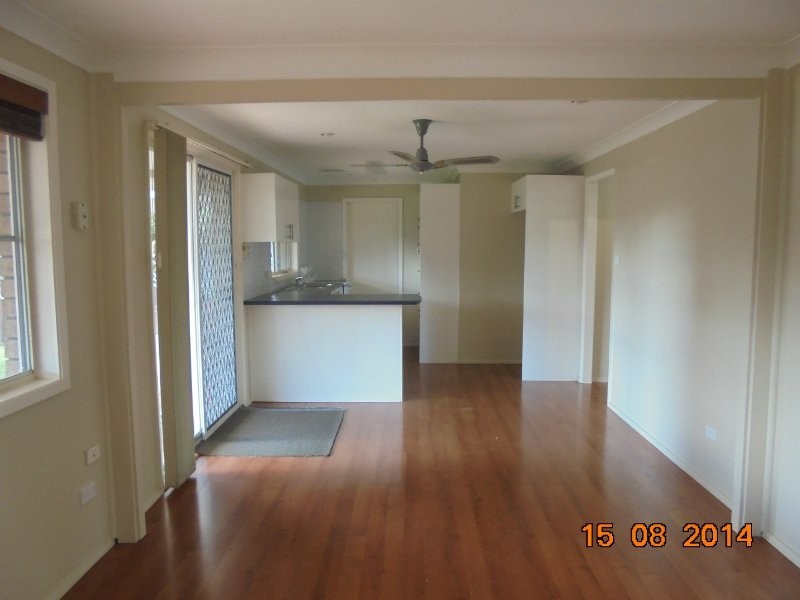 4 Greenaway Avenue, Camden South NSW 2570
