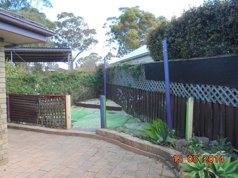 4 Greenaway Avenue, Camden South NSW 2570