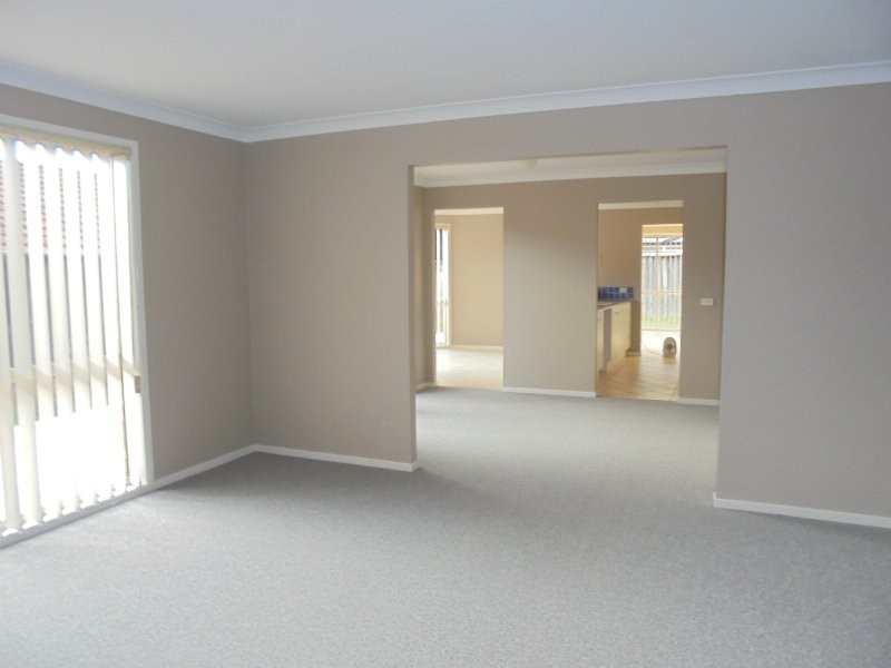 10 The Whitewater, Mount Annan NSW 2567