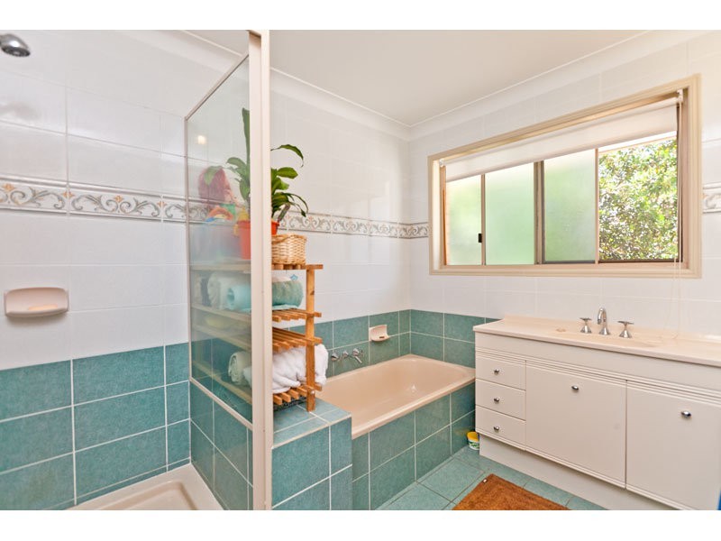 24 Montgomery Drive, Wellington Point QLD 4160