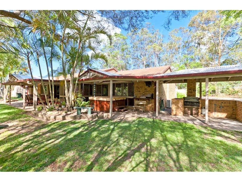 249 Avalon Road, Sheldon QLD 4157