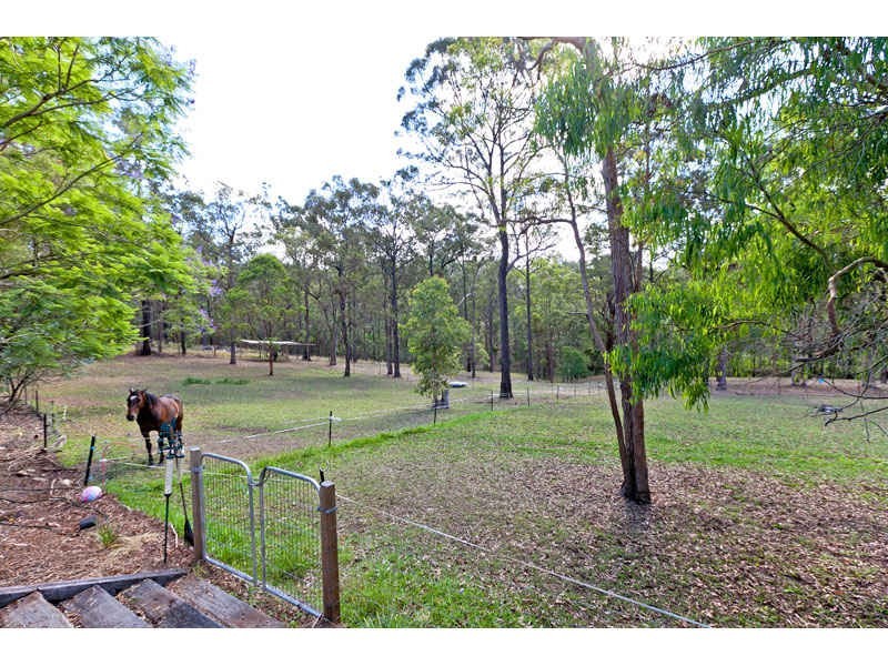 249 Avalon Road, Sheldon QLD 4157