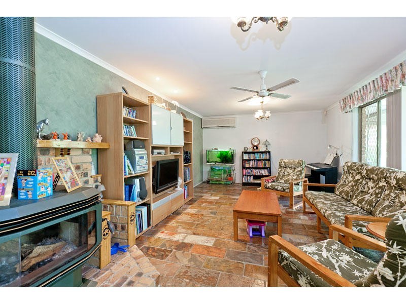 249 Avalon Road, Sheldon QLD 4157