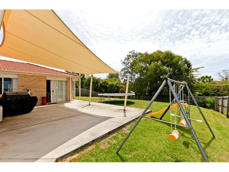 24 Jennifer Street, Birkdale QLD 4159