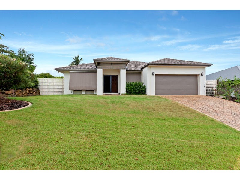 2 Lachlan Dve, Wakerley QLD 4154
